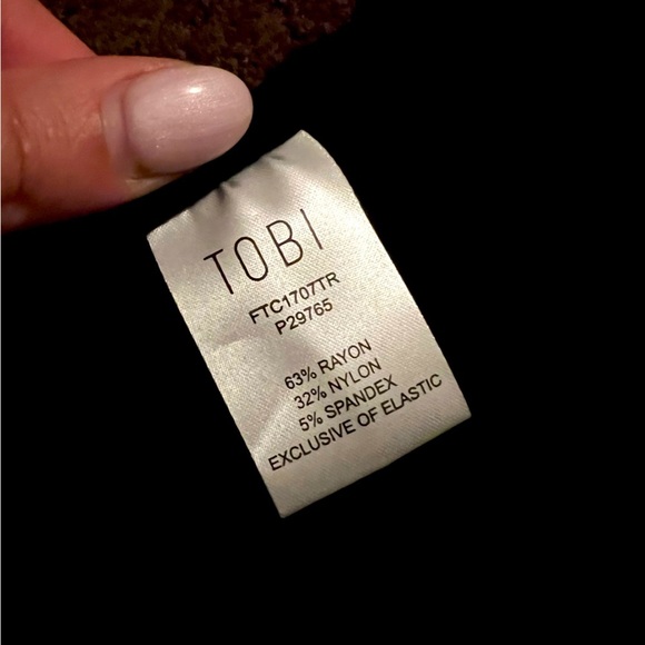 Tobi Criss Cross Halter Black Crop Top-NWT - Picture 5 of 7